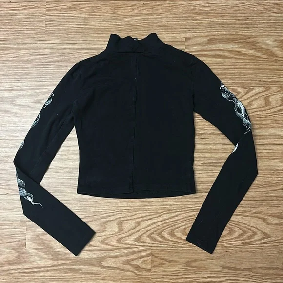 Mary Wyatt shirt - Picture 5 of 6